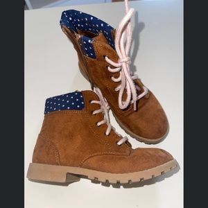 Old navy girls boots size 11